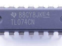TL074CN IC OPERATIONSVERSTÄRKER,  QUAD JFET,  DIP-14