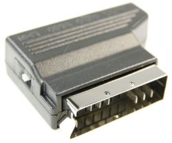 QAM0302-001 AV ADAPTER SCART AUF CINCH