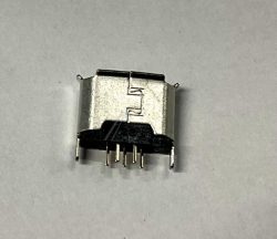 614105150721 MICRO-USB UGRADNA UTIČNICA 5-PINSKI,  KROZ MONTAŽA,  VERTIKALNA