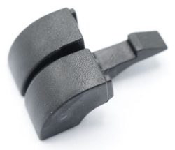 421944086131 CRNI ZADNJI LID FIKSATOR INSERT V4