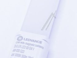 DULUX LED S9 EM DULUX LED S EM & AC MAINS V 4W 830 G23