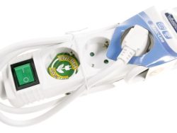 EBLS 3W 27014 3FACH STECKDOSENL.SCHALTBAR KISI, WEISS,1,4M,1,5MM