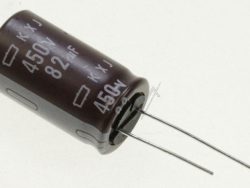 82UF-450V EKXJ451ELL820MMN3S ELKO RADIAL 105° 18X31,5MM LONG LIFE -ROHS-
