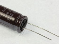 680UF-50V EGPA500ELL681MK25S ELKO