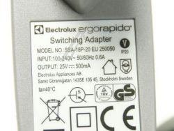 4055478434 PUNJAČ STANICA SA POSTOLJEM /  UKLJ. ADAPTER