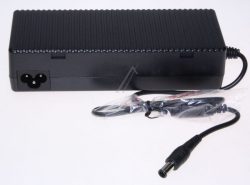 BN44-00399C ADAPTERI(ISP) 220V ZA UTIČNICU