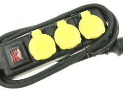 ES3 B20 IP44 39607 OUTDOOR STECKDOSENLEISTE 3FACH MIT SCHALTER,  SCHWARZ