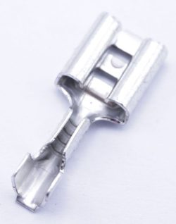 F502630012 FLACHSTECKHÜLSE 6,3MM X 0,8MM 100 STÜCK FÜR 0,5 - 1,5MM² MESSING-VERZINKT