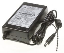 Y56913R C00906772 NETZADAPTER 12V/ 4A