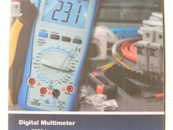 2025 A P 2025 A DIGITALMULTIMETER ~ 6.000 COUNTS ~ 1000V AC/ DC ~ 10A AC/ DC ~ AUTO-RANGE MIT USB