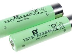 1339124000100 AKKUPACK 2X 700MAH NI-MH