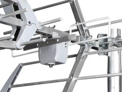 018942 ANTENNE UHF AUSSEN ST42 KANAL 21-48 MIT 3 ARMEN UND LTE700 FILTER