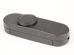 8136-004.01 UNIVERSAL LED-SCHNUR-ZWISCHENDIMMER SERIE 8136, SCHWARZ